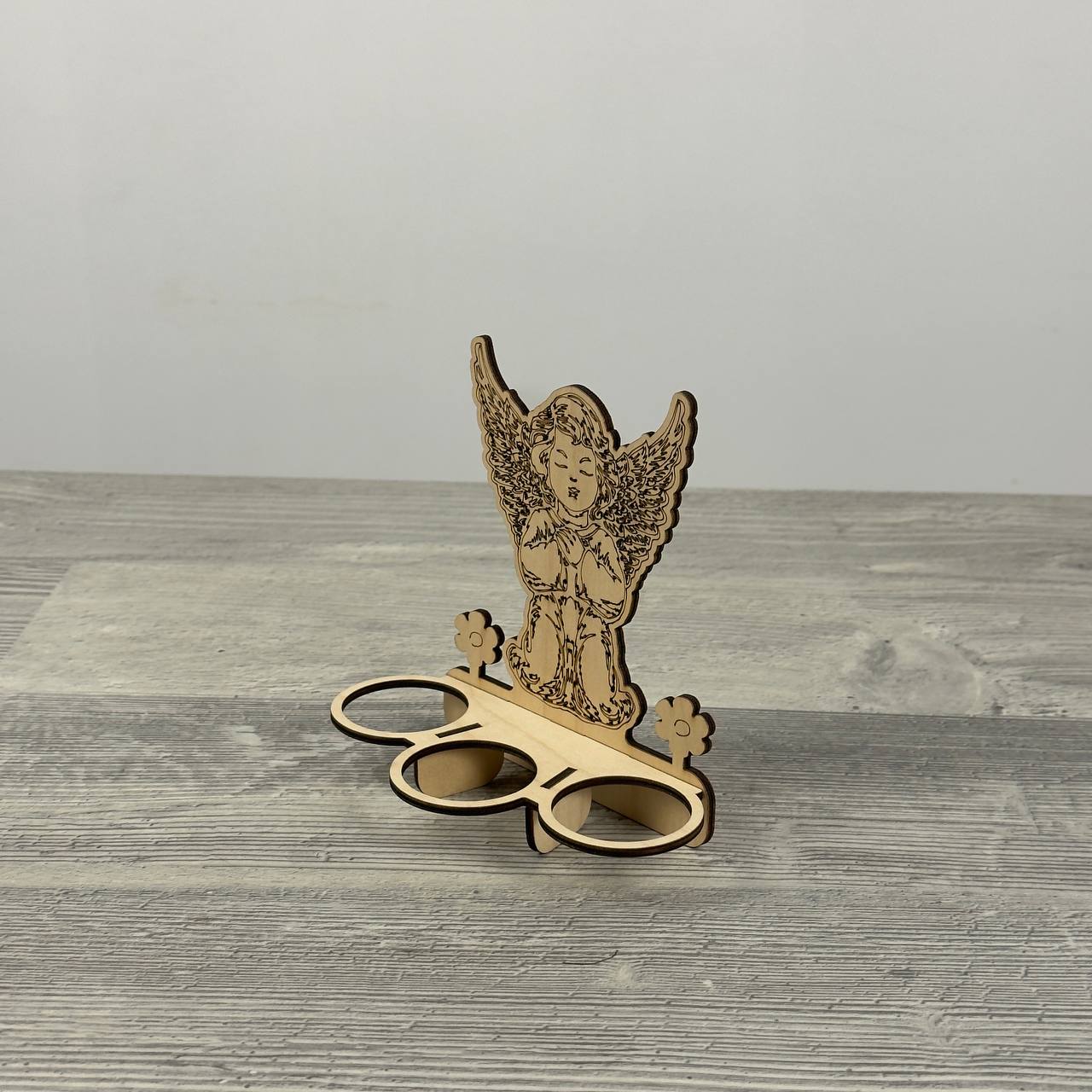 Easter egg holder for 3, Angel with flowers