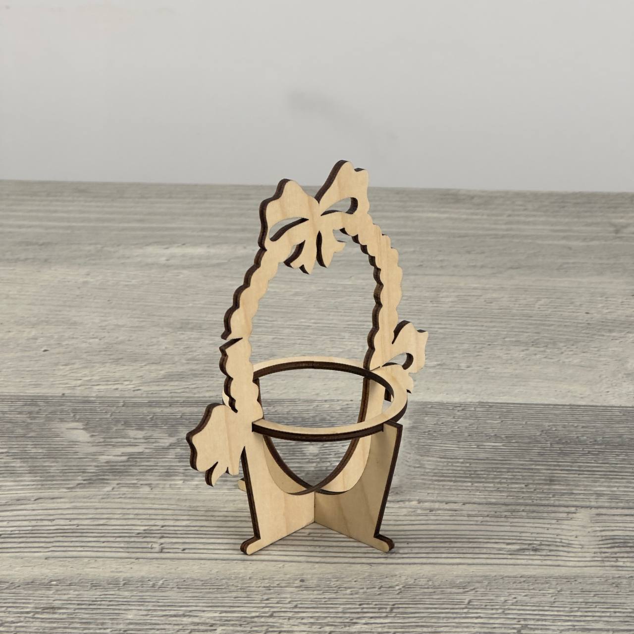 Easter egg holder for 1, Basket