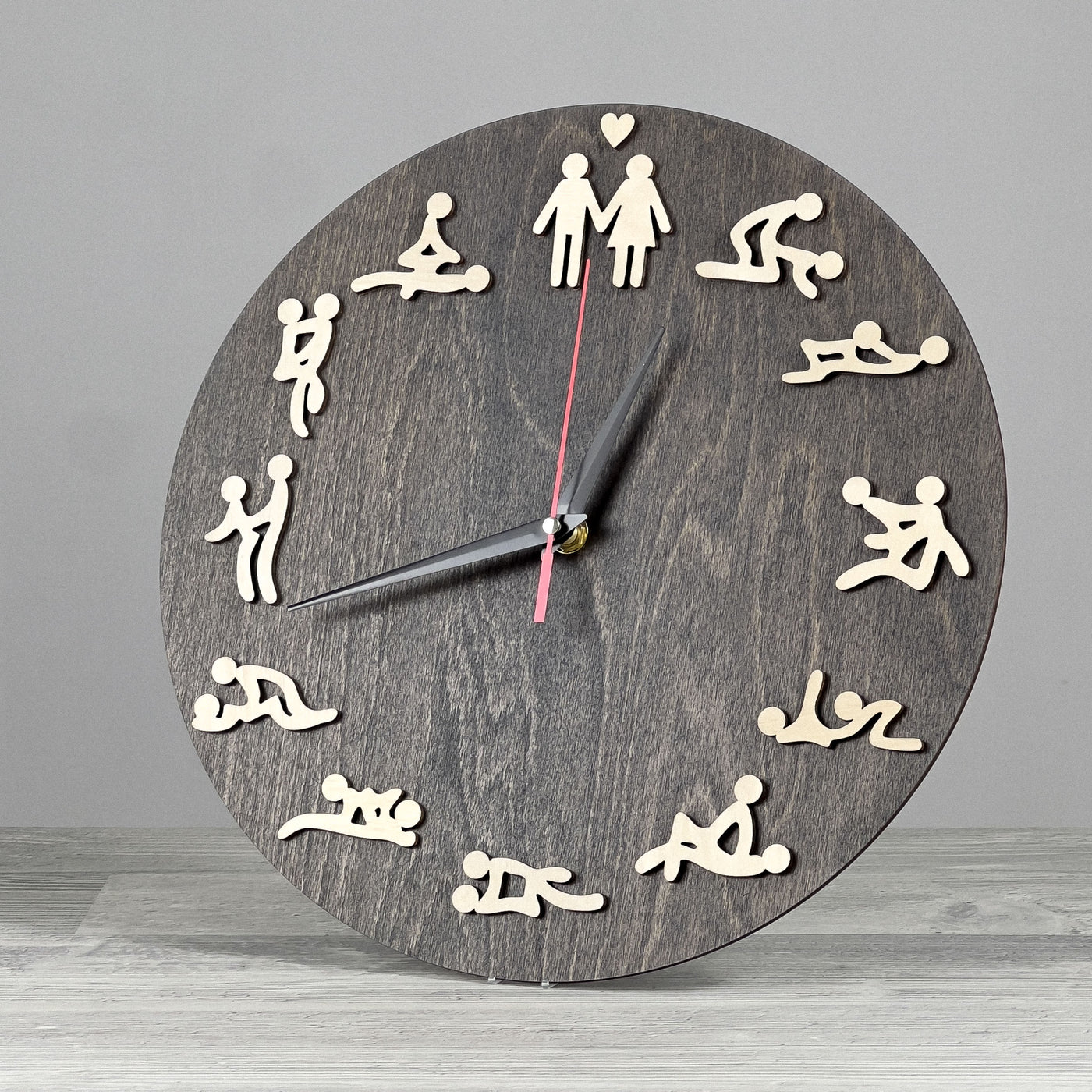 Wall clock with figures