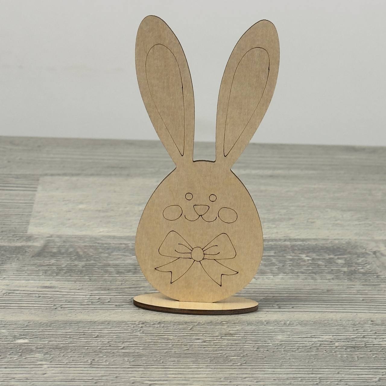 Easter bunny decoration