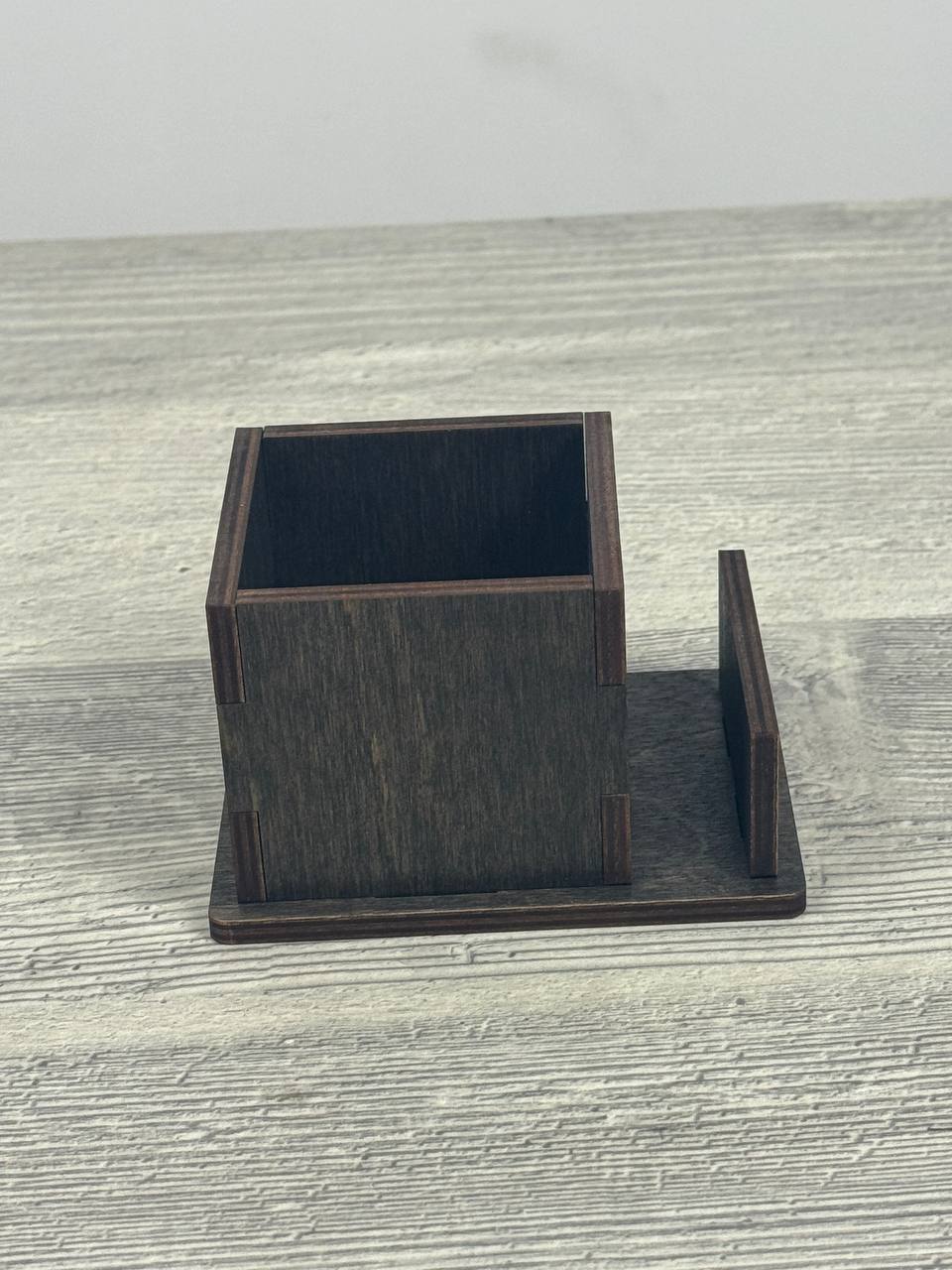 Wooden napkin holder 106×81×65 mm