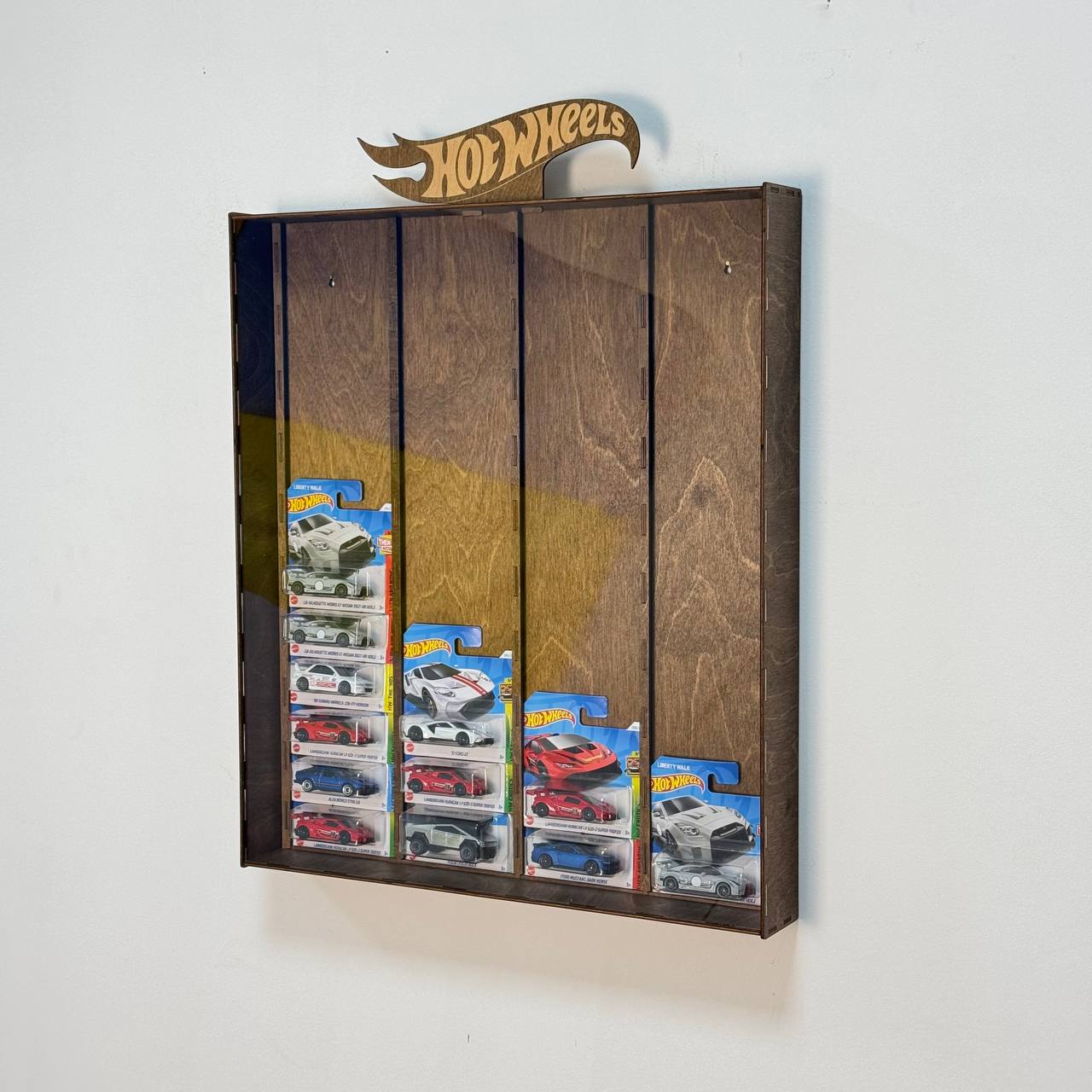 Hot Wheels blister display garage, Yew