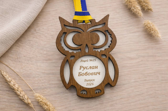 Graduation medal with ribbon, Owl 90×64 mm