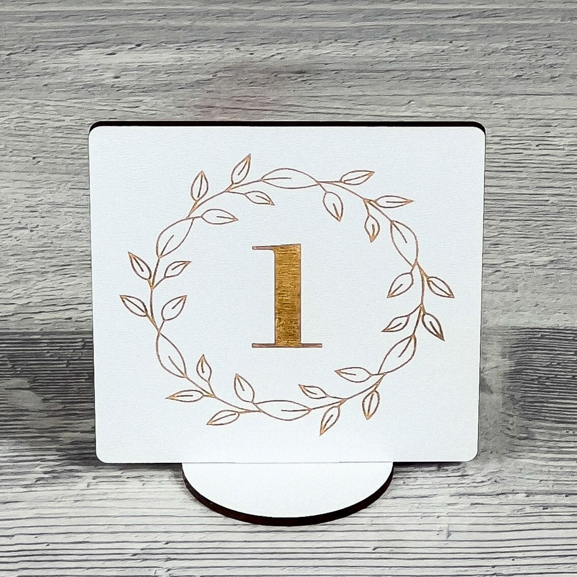 Table number stand, white