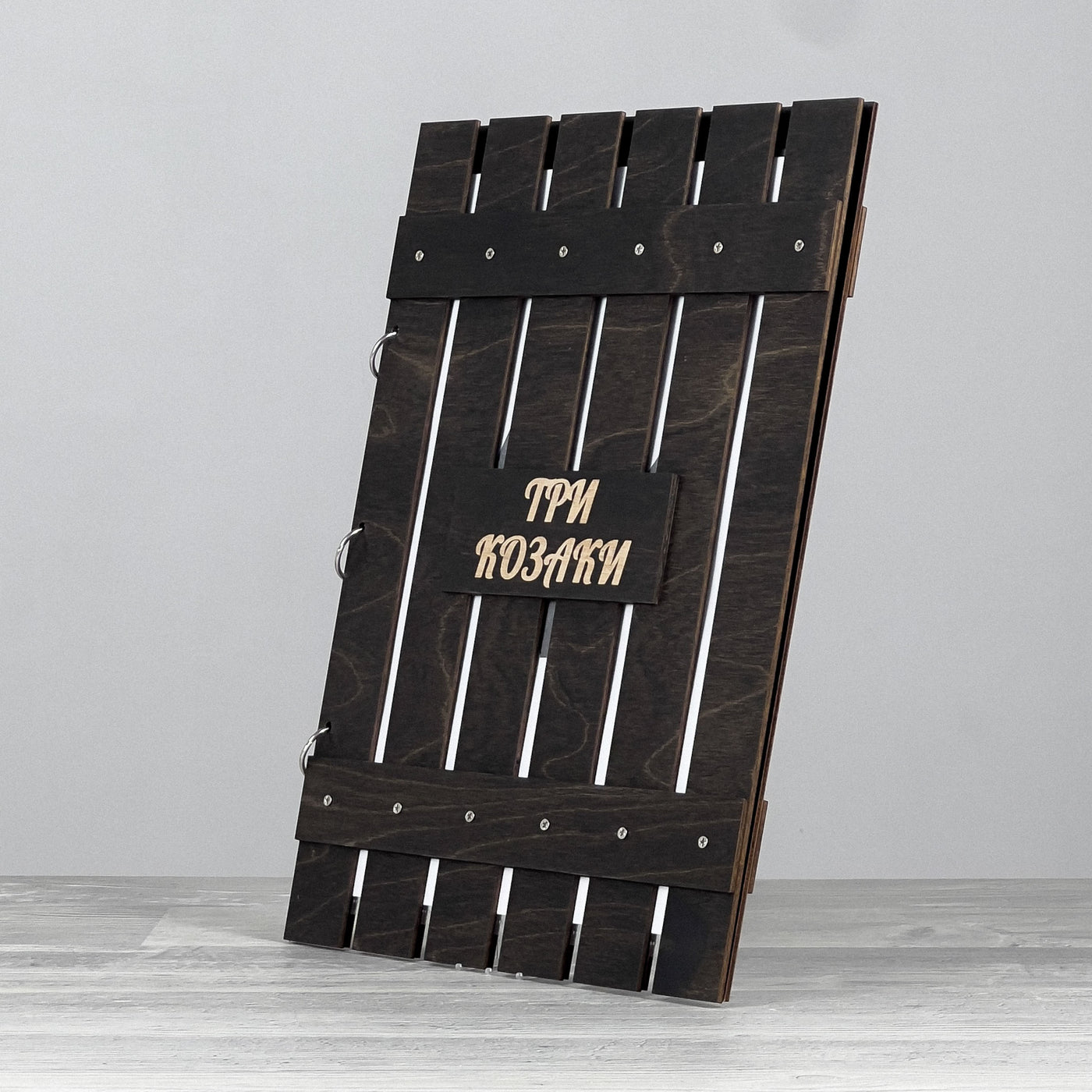 Ring-bound menu folder 250×340 mm