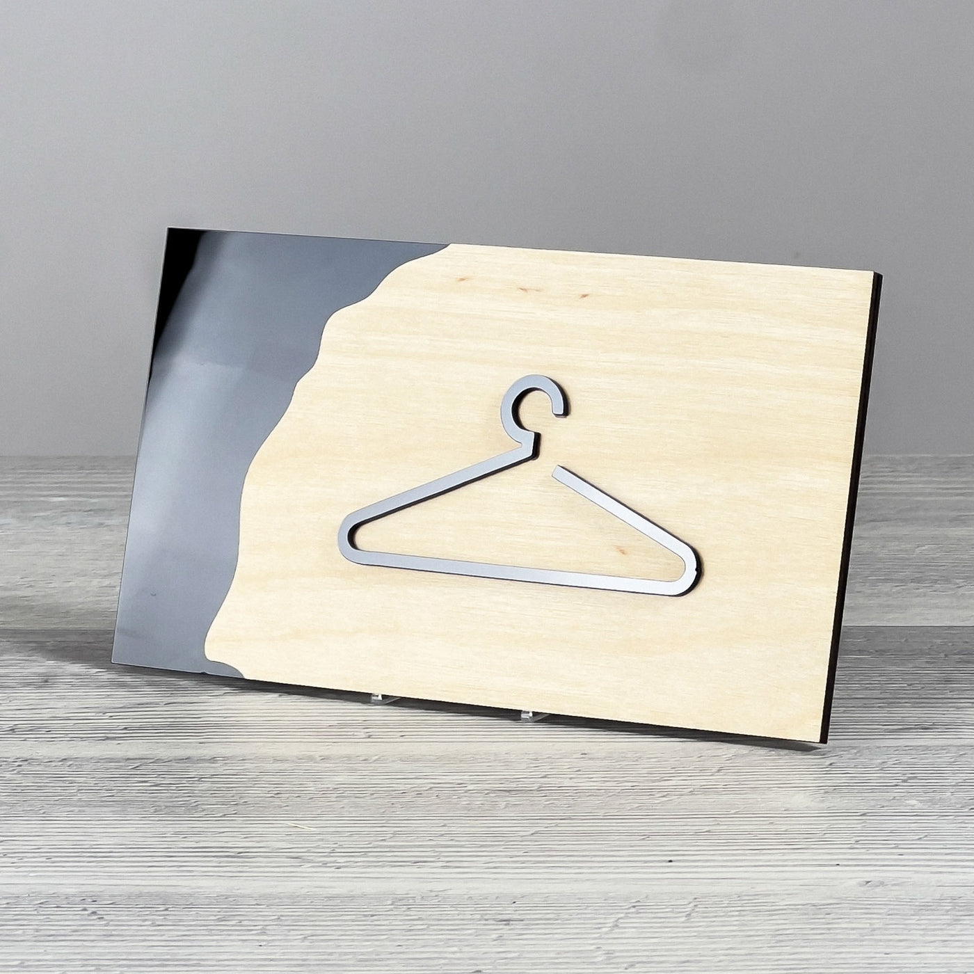 Cloakroom door sign, black