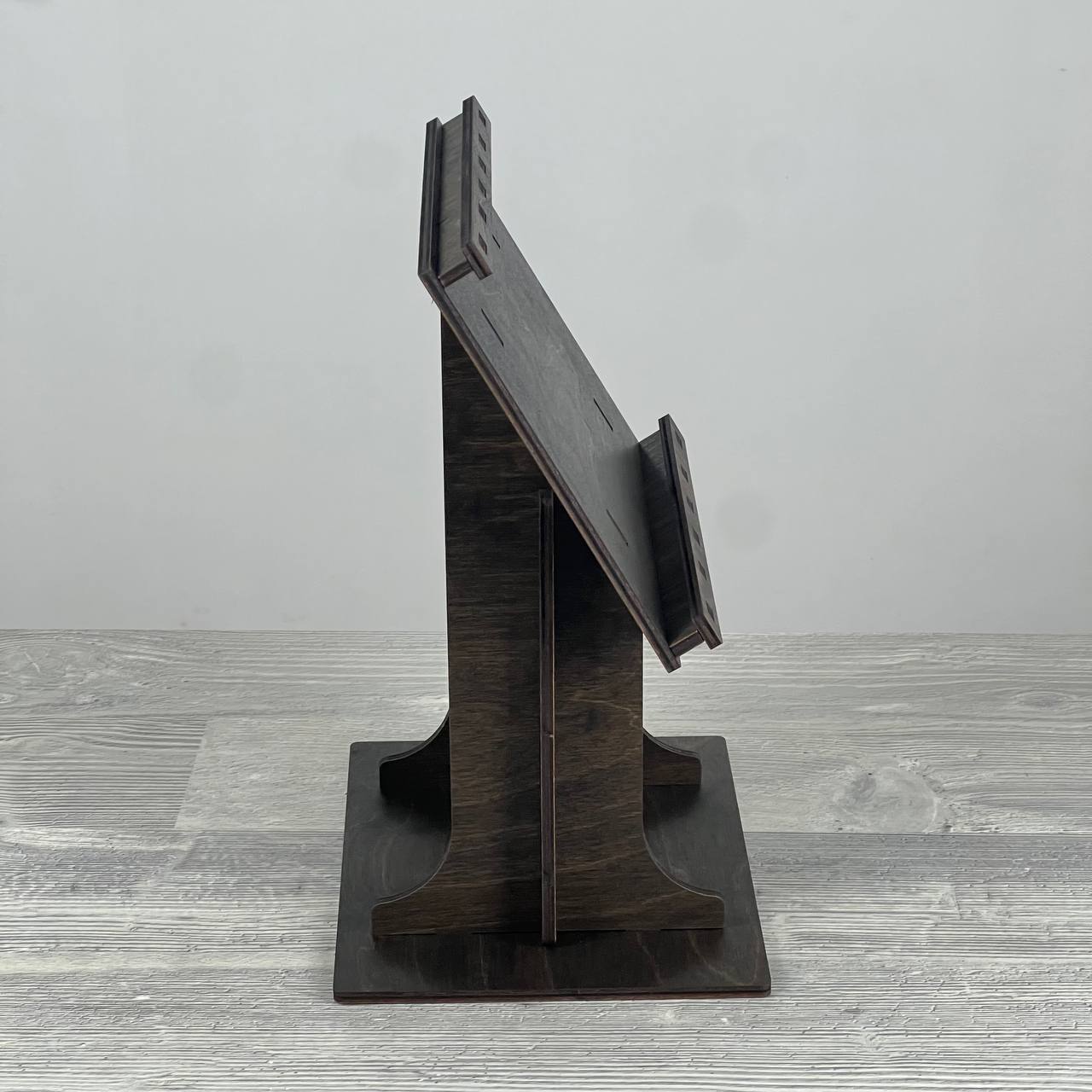 Tablet stand